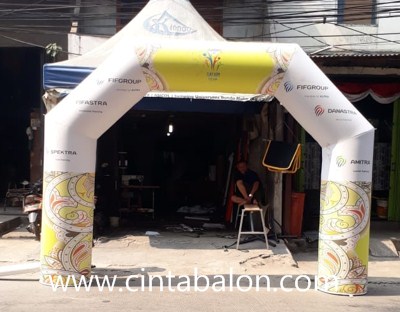 Balon Gate di Tuban