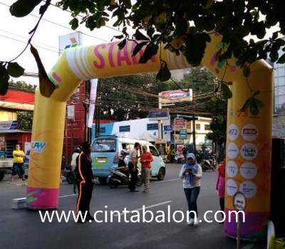 Balon Gate di Lampung Tengah